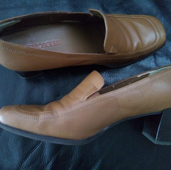 Cognac Leather Shoots - Picture 5 of 6